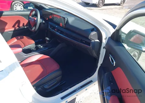 2025 Kia K4 Gt-Line z USA, uszkodzony, nr VIN 3KPFW4DE5SE151366